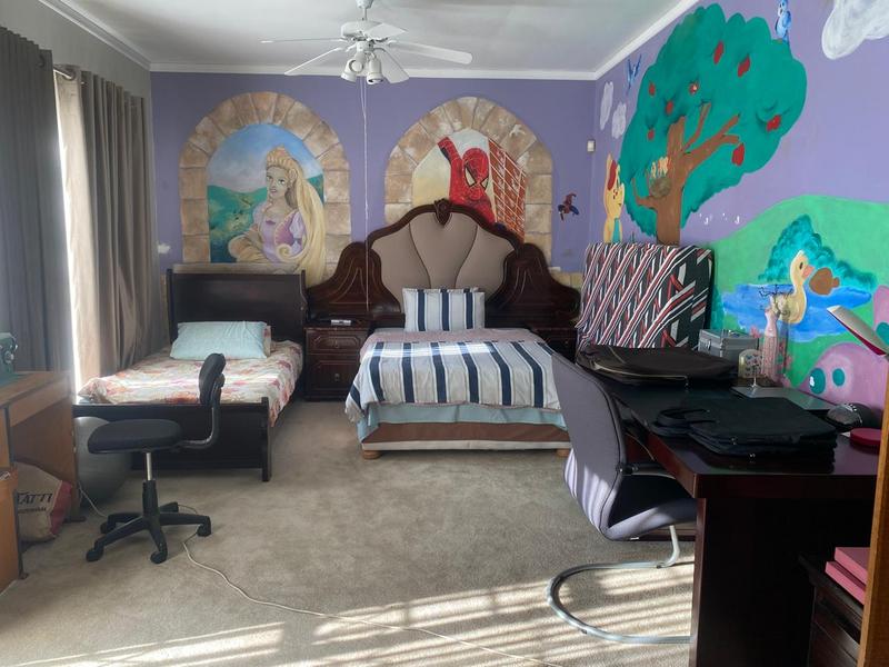 5 Bedroom Property for Sale in Balmoral Eastern Cape